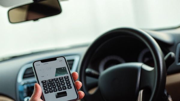 Top astuces pour réduire vos coûts d'assurance auto rapidement